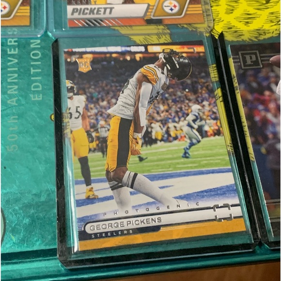 (4) WOW 🤩 KENNY PICKETT AND GEORGE PICKENS PITTSBURGH STEELERS NFL ROOKIE CARDS - Picture 4 of 6